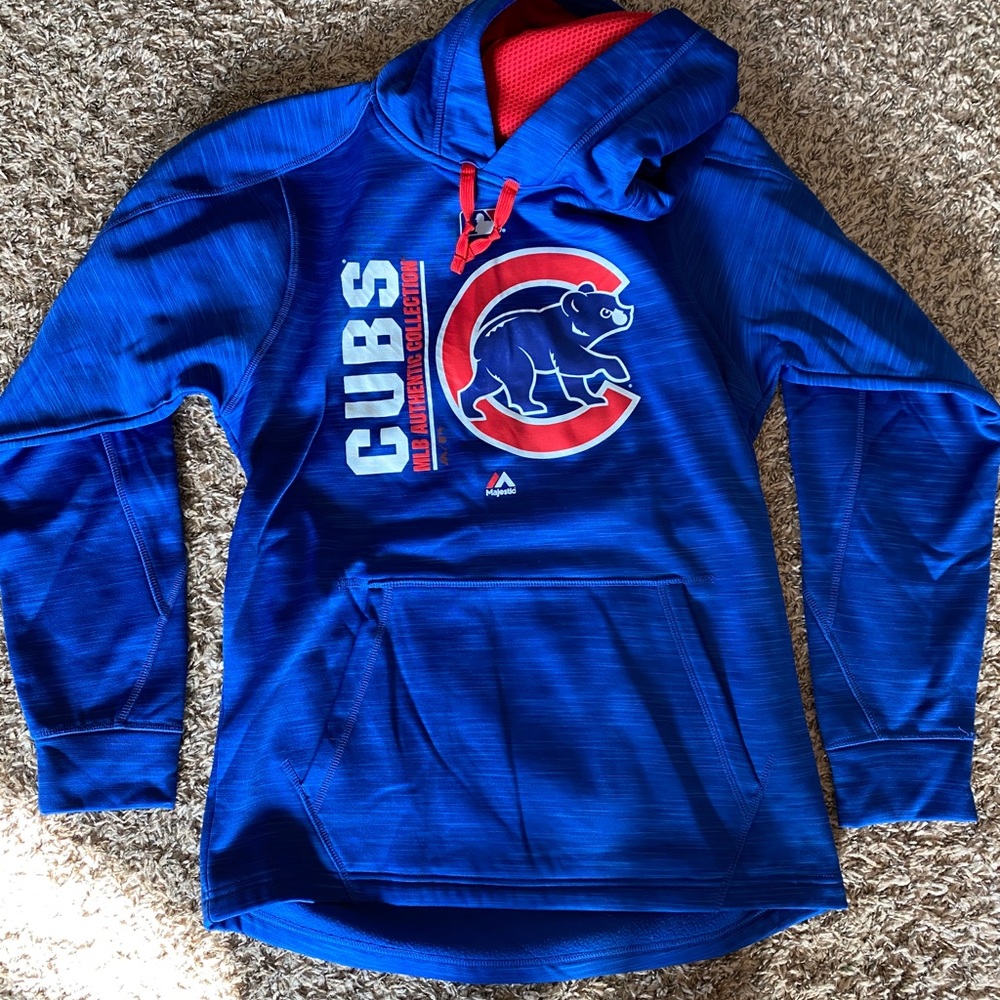Men’s size small Chicago Cubs hooded sweatshirt